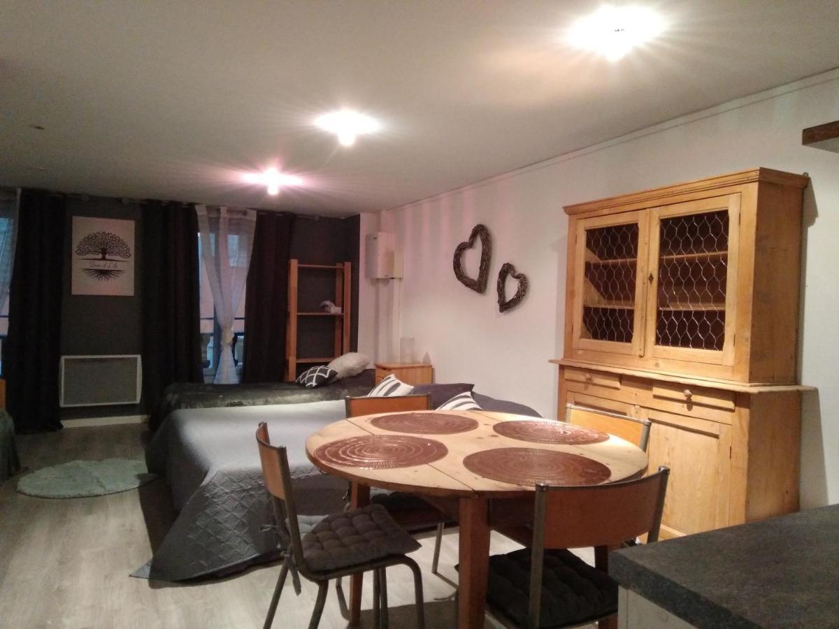 Espace Grenouillit Le Puy En Velay Buitenkant foto